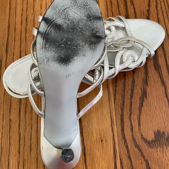 Tahari Silver Kitten Heels | Size 7M | Elegant Strappy Metallic Sandals - Picture 4 of 5